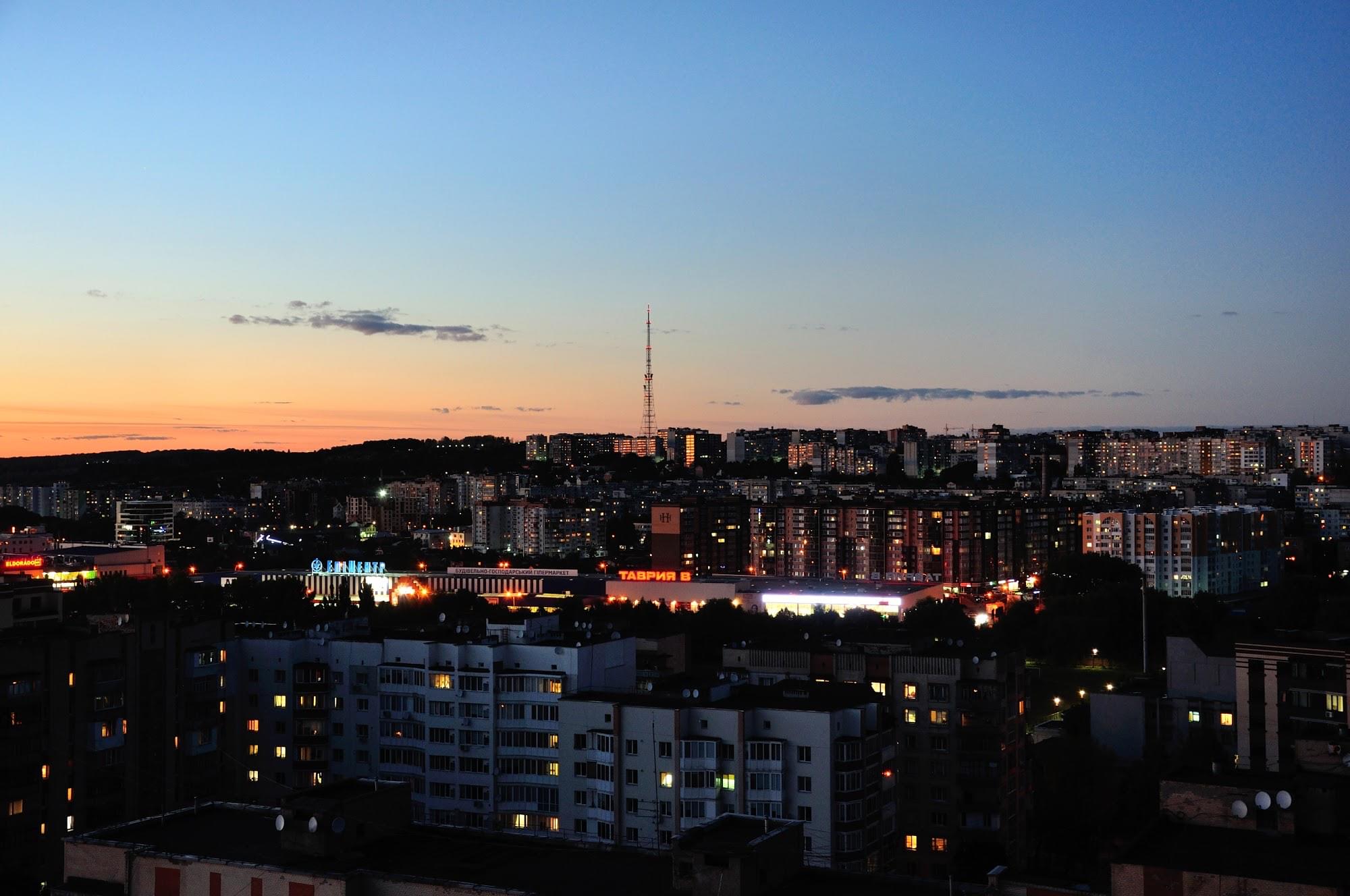 Grand Palace - панорама на город Хмельницкий ночью